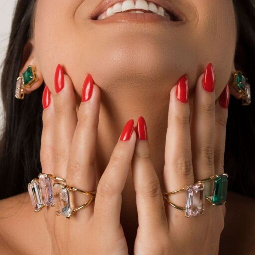 Anel com Cristal Retangular Banhado a Ouro 18k