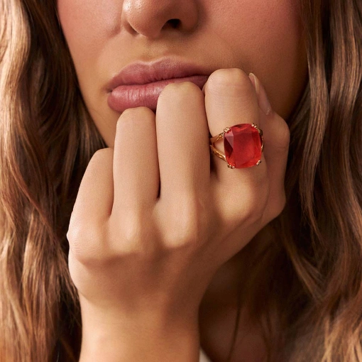 Anel com Cristal Laranja Retangular Vazado