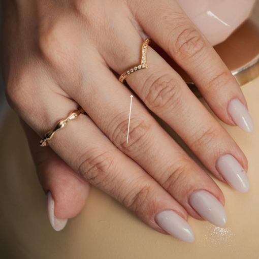 ANEL FLECHA OURO 18K