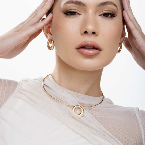 BRINCO OVAL OURO 18K