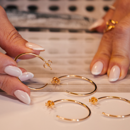 ARGOLA SLIM OURO 18K