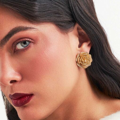 BRINCO FLOR G MICROCRAVAÇÃO OURO