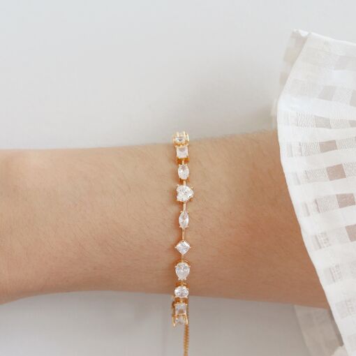 Pulseira delicada em zircônias