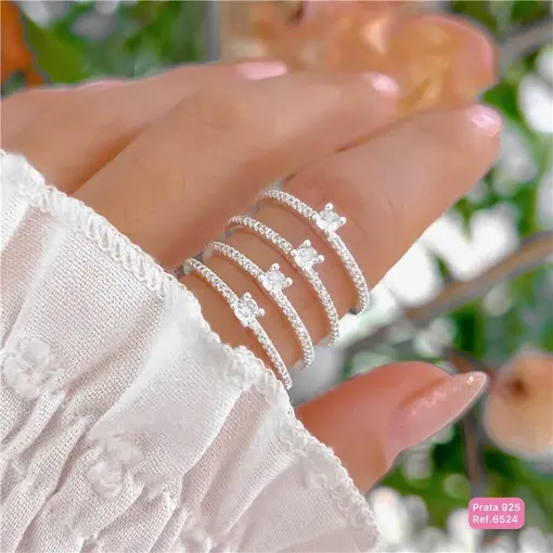 Cy6524 - Anel Solitário 3mm Aro Cravejado