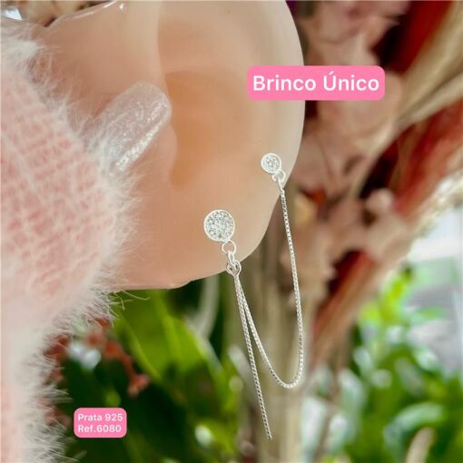 Cy6080 - Brinco Único Cravejado 6 E 4Mm Com Corrente Zircônias