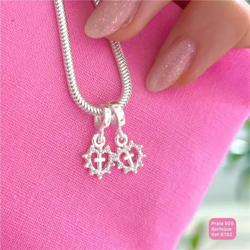 Cy6782 - Berloque Coração Cruz Zircônias Cristais