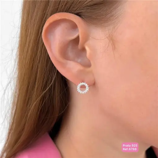Cy6788 - Brinco Círculo Cravejado Cristais