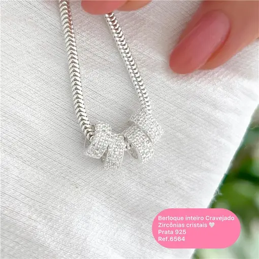 Cy6564 - Berloque Separador 3 Fileiras Cravejadas