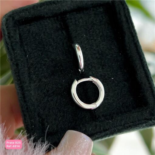 Cy4814 - Brinco Argola Click 11Mm Lisa