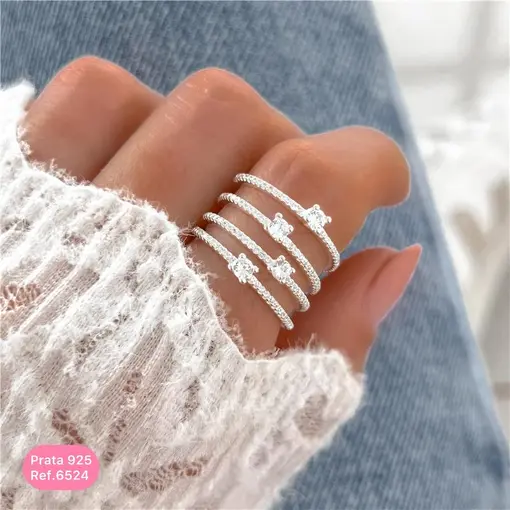 Cy6524 - Anel Solitário 3mm Aro Cravejado