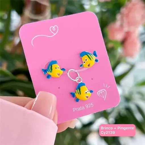 Cy2139 - Brinco +Pingente Peixe Linguado Pequena Sereia
