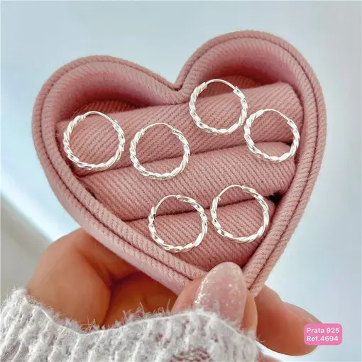 Cy4694 - Brinco Argola Torcida 14mm