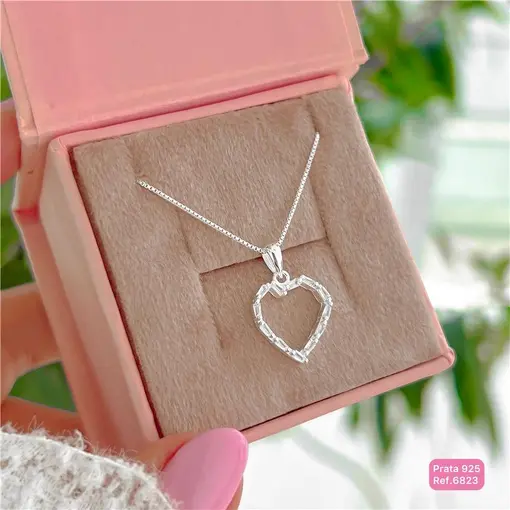 Cy6823 - Pingente Coração Inteiro Cravejado Zircônias Baguete Cr