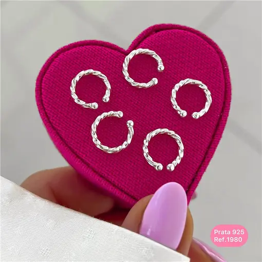 Cy1980 - Piercing Fake Torcido