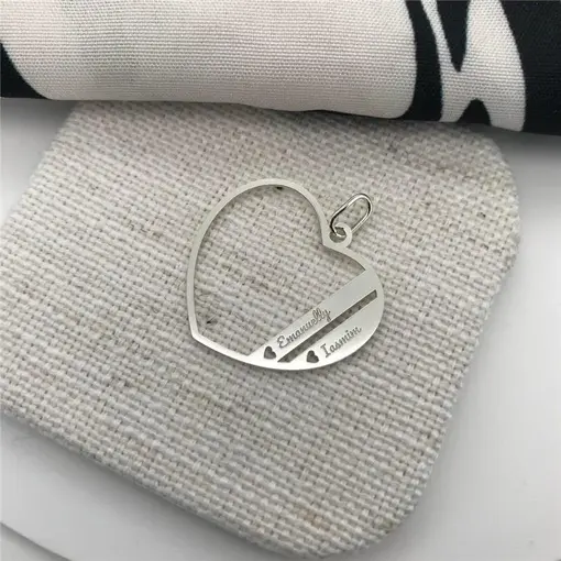 Per064 - Pingente Coração Com 2 Colunas Personalizadas