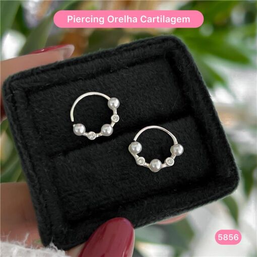 Cy5856 - Piercing Orelha Cartilagem Pérolas Zircônias