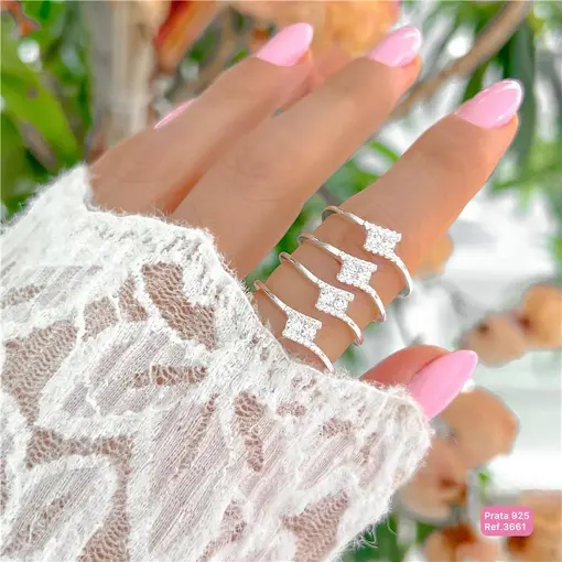 Cy3661 - Anel Zircônias Cruzadas Cravejadas