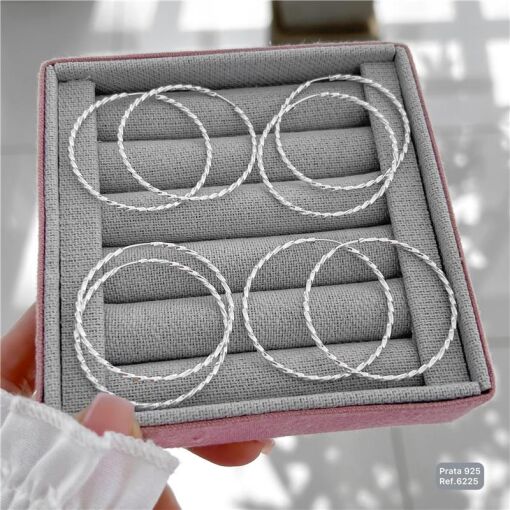 Cy6225 - Brinco Argola 38Mm Fio Torcido 1,5Mm Espessura