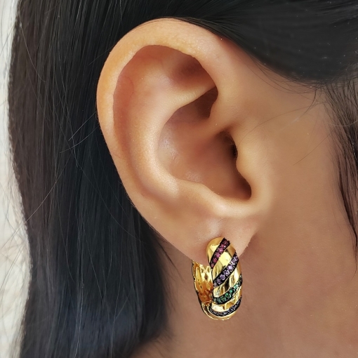 Brinco argola bojuda com detalhe espiral