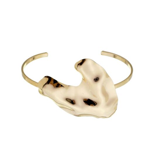 BRACELETE COM CORAÇÃO