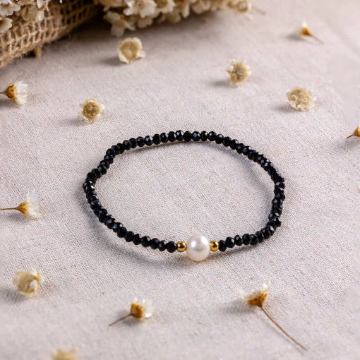 Pulseira Banhada A Ouro 18K Cristal Sintético Preto e Pérola