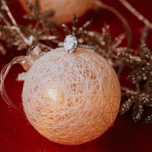 Anel Prata 925 Com Banho De Ródio Moissanite Oval