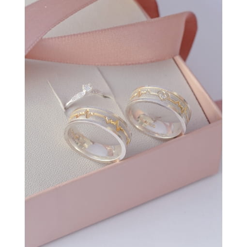 Par De Alianças Prata 925 Reta Batimentos Coração Dourado 6,8MM