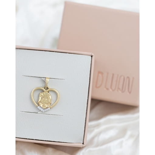 Pingente Ouro 18K Menina Coração Com Zircônia Branca