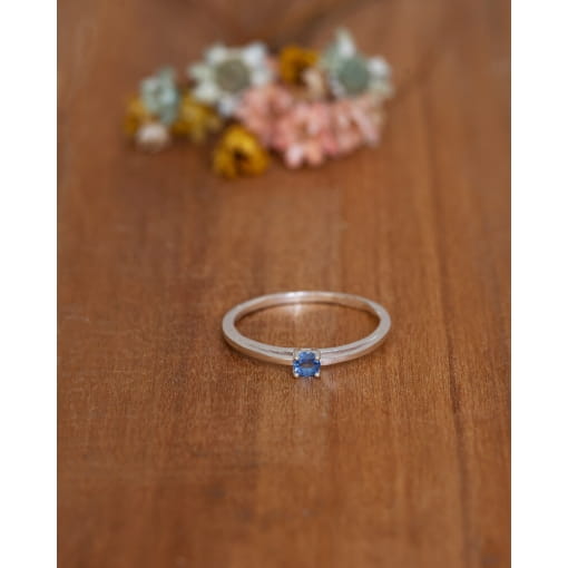 Anel Solitário Prata 925 Com Zircônia Azul Escura