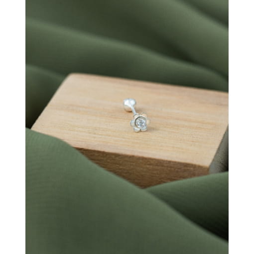 Piercing Prata 925 Tragus Flor Com Zircônia Branca