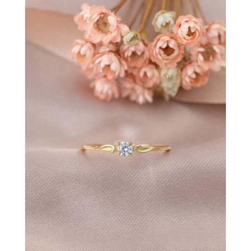 Anel Solitário Ouro 18K Com Pedra Moissanite