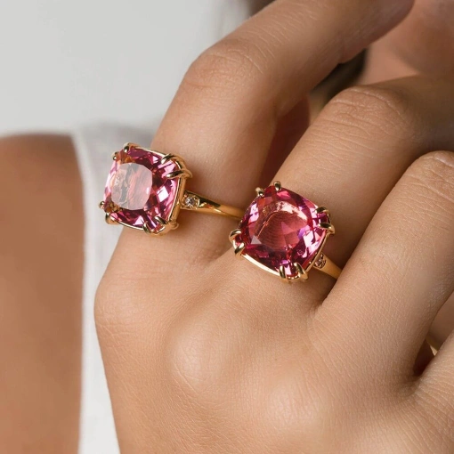 Anel Banho De Ouro 18K Com Zircônia Rosa Quadrada