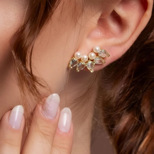 Brinco Banho de Ouro 18k Ear Cuff Zircônia Azul e Pérolas Shell