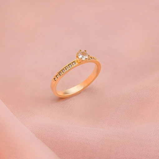 Anel Solitário Banhado A Ouro 18K Com Zircônias Brancas