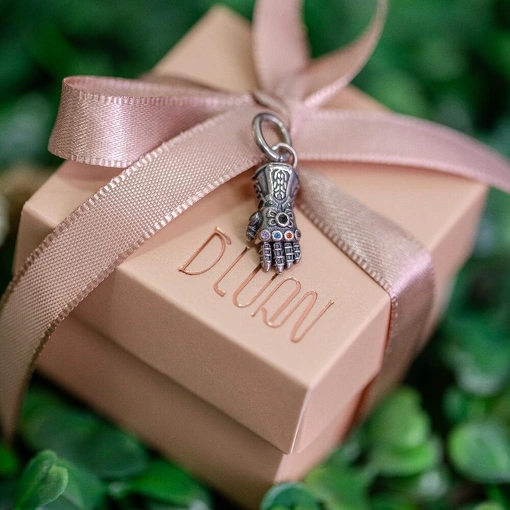 Berloque Prata 925 Manopla Do Infinito