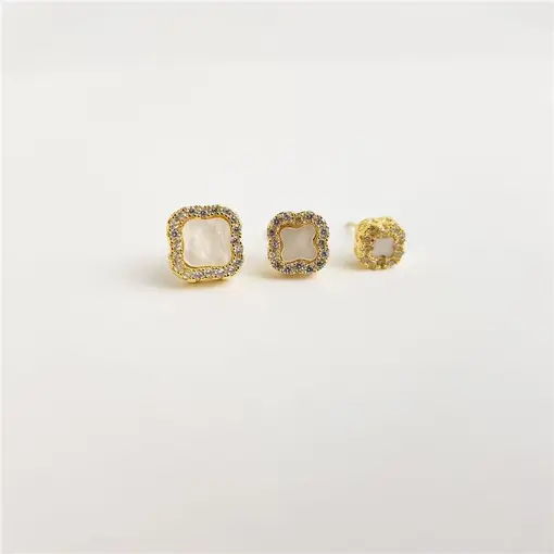 TRIO TREVO REDOR CRAVEJADO MADREPÉROLA | BANHADO EM OURO 18K