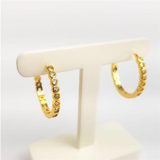 ARGOLA ARO EM BAGUETE CRISTAL/ ZIRCÔNIA CRISTAL | BANHADO EM OUR