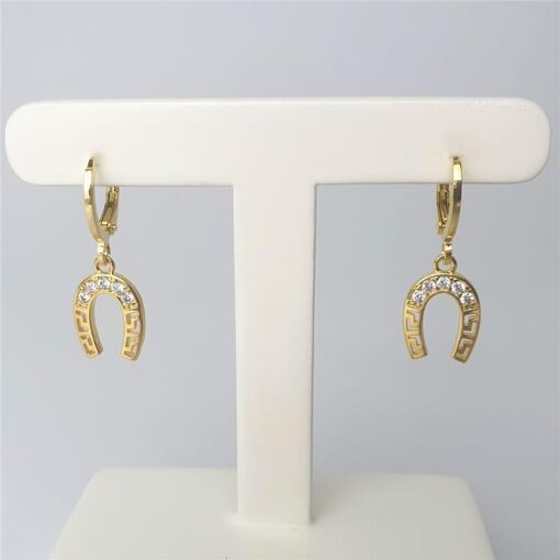ARGOLA COM PINGENTE FERRADURA CRAVEJADA COM DETALHE LISO | 1,2CM