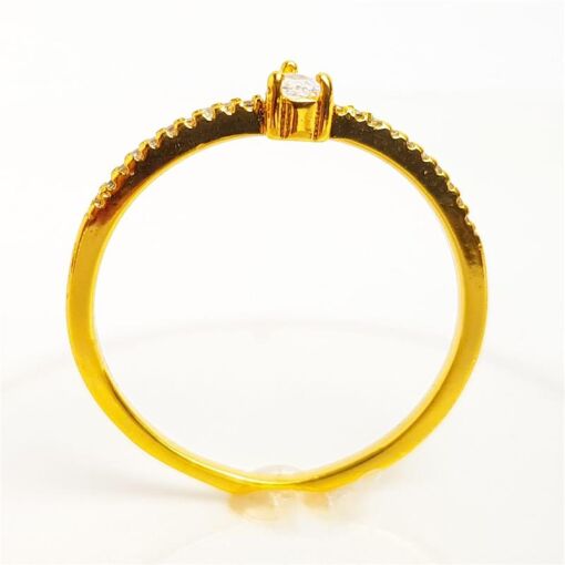 ANEL ARO CRAVEJADO GOTA CRISTAL AO MEIO|BANHADO EM OURO 18K