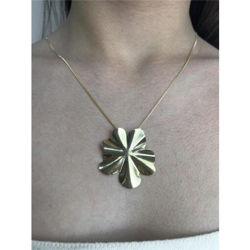COLAR VENEZIANA PG FLOR PÉTALAS DIFERENTES LISA | BANHADO EM OUR