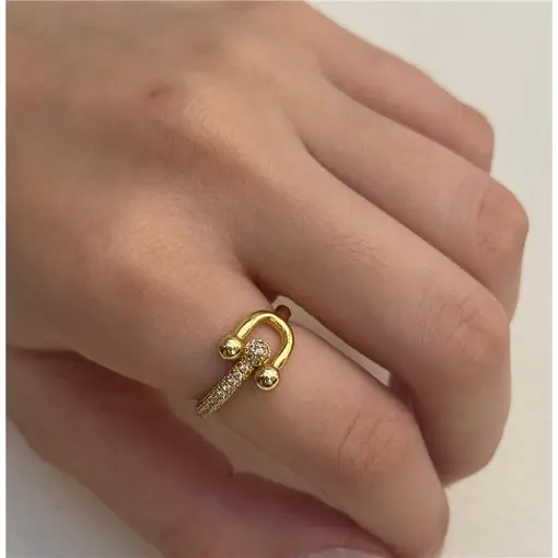 ANEL ARO LISO FRENTE LISO/CRAVEJADA EM `U` | BANHADO EM OURO 18K