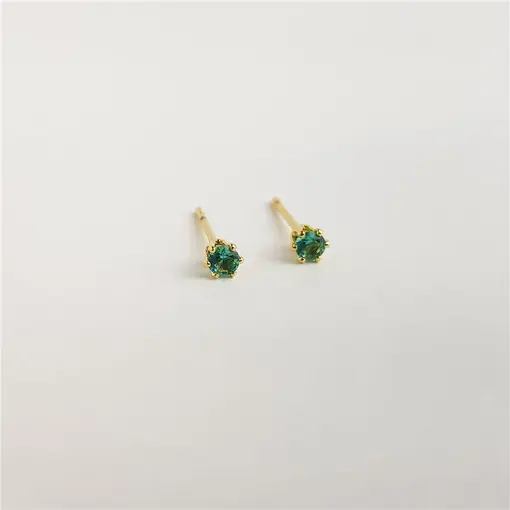 BRINCO PONTO DE LUZ VERDE CLARO | BANHADO EM OURO 18K