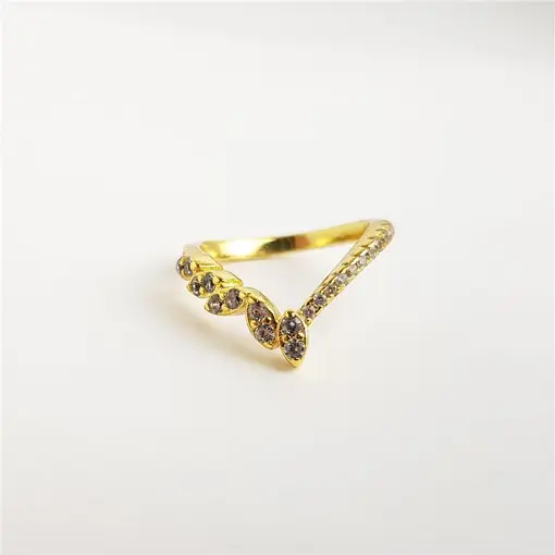 ANEL ARO LISO FRENTE CRAVEJADO COM FOLHAS EM ZIRCÔNIA CRISTAL EM