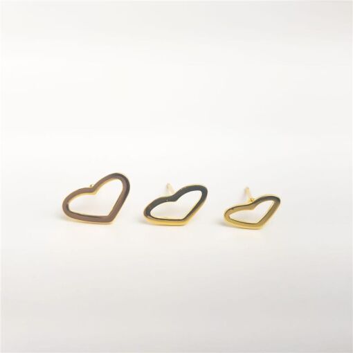 TRIO 8MM X 6MM X 5MM CORAÇÃO LISO VAZADO | BANHADO EM OURO 18K