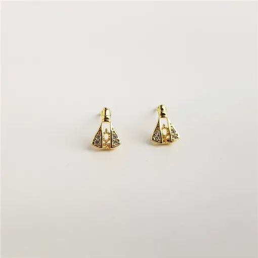 BRINCO NOSSA SENHORA MANTO EM ZIRCÔNIA CRISTAL VAZADA | BANHADO