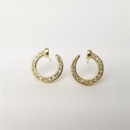 BRINCO PREGO REDONDO ABERTO CRAVEJADO | BANHADO EM OURO 18K