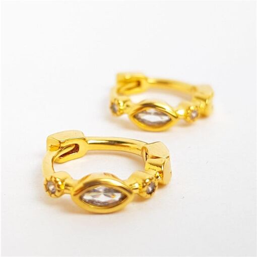 ARGOLA COM PONTO DE LUZ GOTA CRISTAL | 1,5CM|BANHADO EM OURO 18K