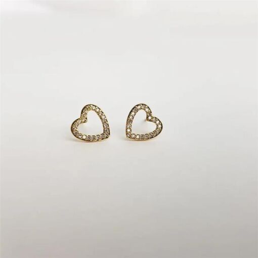 BRINCO CORACAO VAZADO E CRAVEJADO| 1CM|BANHADO EM OURO 18K