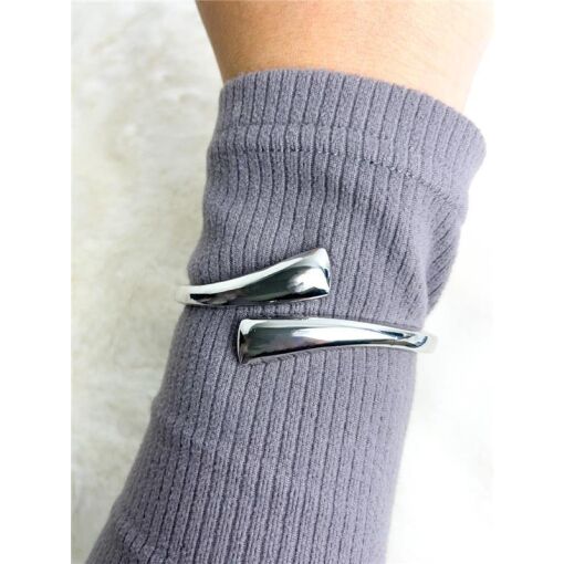 BRACELETE ARO ENTRELAÇADO PONTAS QUADRADAS AÇO INOX | SEM GARANT