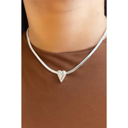 CHOKER FITA CORAÇÃO CHAPA LISA REDOR CRAVEJADO PASSADOR | BANHO